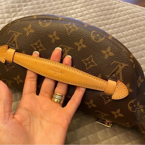 SOLD OUT”””Louis Vuitton bumbag - Picture 6 of 6